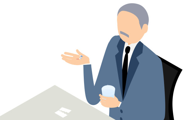 服药图像，老年人服用袋装水药，等距图片下载