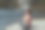 一个迷人的女人做瑜伽。健康的生活方式。体浓度。一个女人在湖边做瑜伽。一个女孩在黎明时做瑜伽。女人在大自然中冥想。山湖冥想。特写镜头图片下载