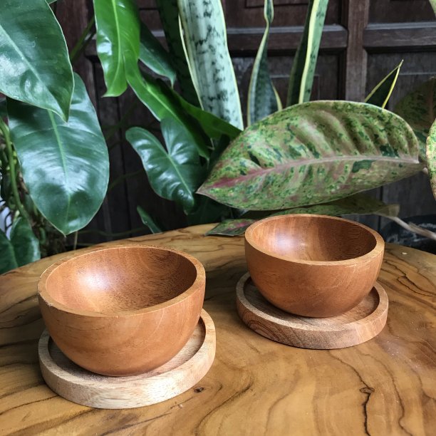 手工制作的木制品，餐具产品图片下载