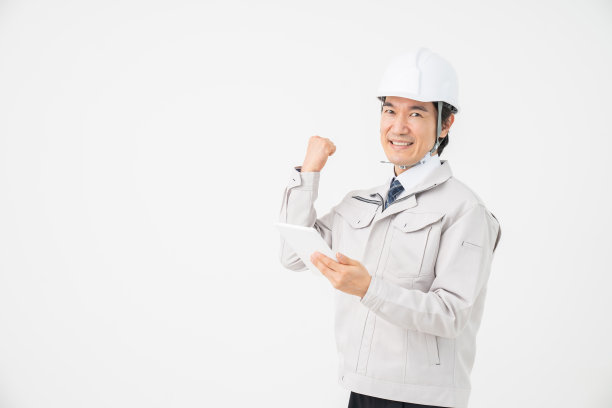 中年建筑工人平板电脑图片下载