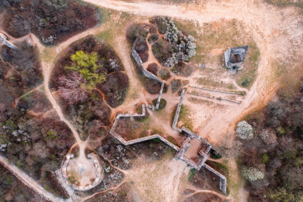 鸟瞰图的著名城堡Eger在Nagy-Kevely。图片下载