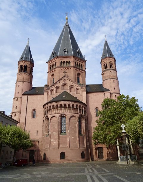 德国美因茨的大教堂图片下载