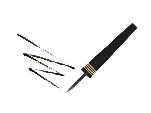 黑色眼线与trace在白色的背景图片下载