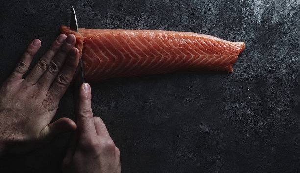 新鲜的大马哈鱼图片下载