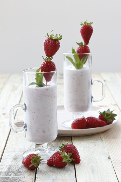 健康美味的草莓饮料图片下载