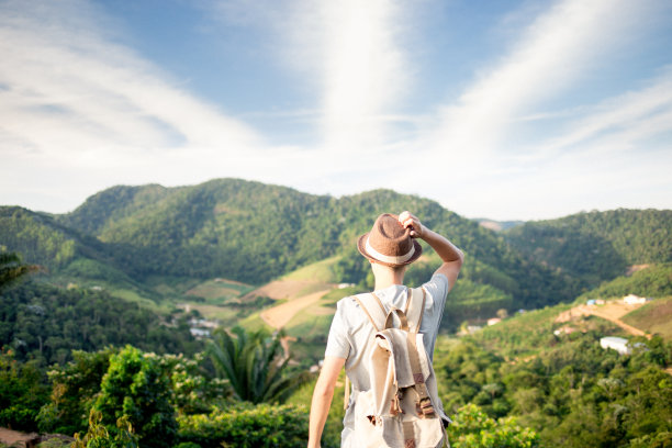 旅行者图片下载