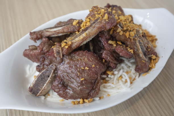 港式盐胡椒炒牛排骨图片下载