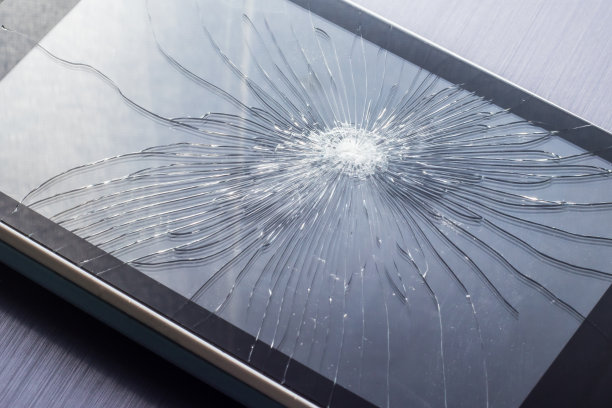 手机碎了，显示玻璃碎了图片下载