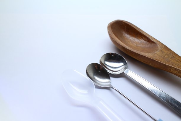 汤匙排列的图像材料图片下载