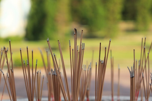 燃烧在燃烧的壶里(维萨日，朝日，朝日)图片下载