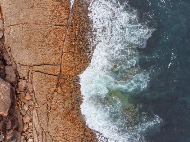 蓝绿色和橙色的海滩图片下载