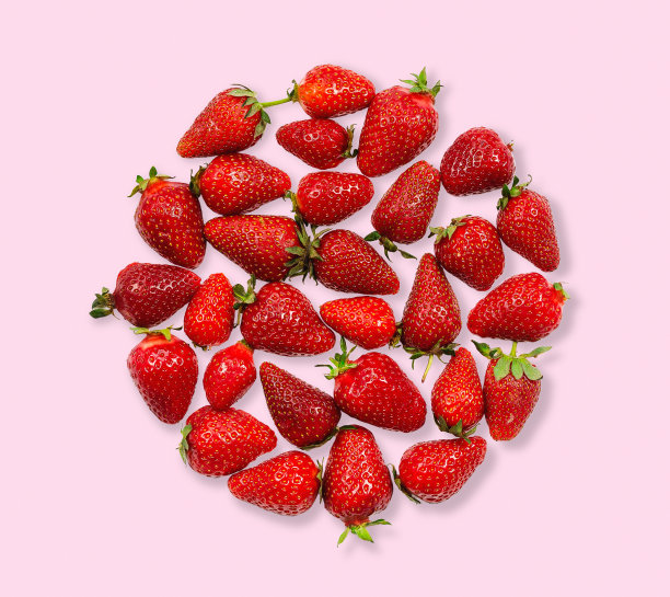 新鲜的草莓特写镜头。图片下载