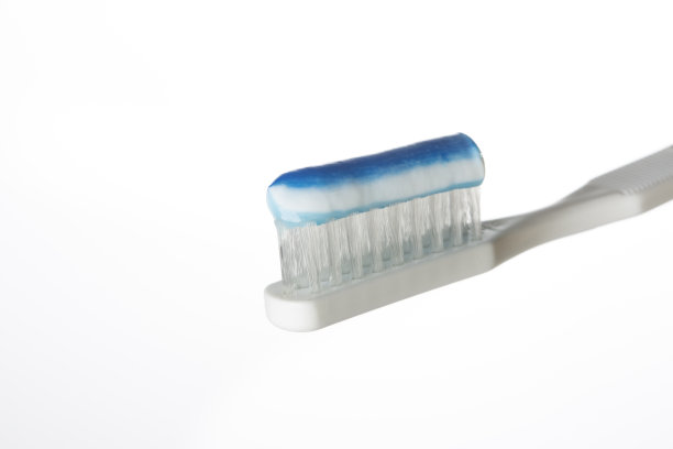 条纹牙膏牙刷图片下载