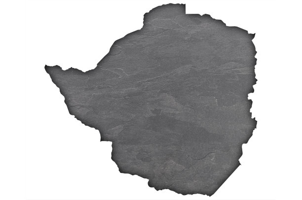黑色石板上的津巴布韦地图，图片下载