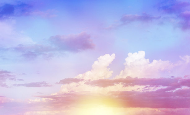 柔和的多云的天空图片下载