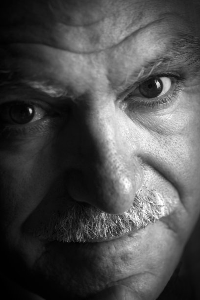 年长的土耳其男人肖像图片下载