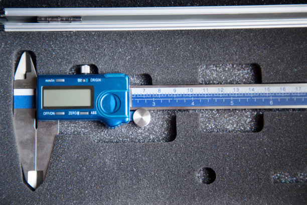 电子数显卡尺图片下载