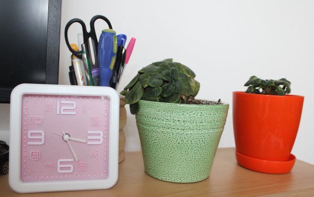 办公室的桌子图片下载