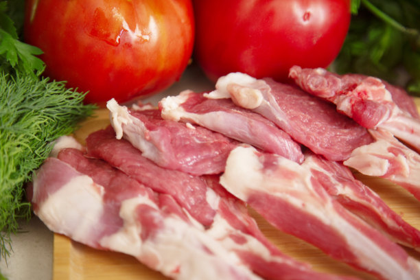 生的羊排图片下载