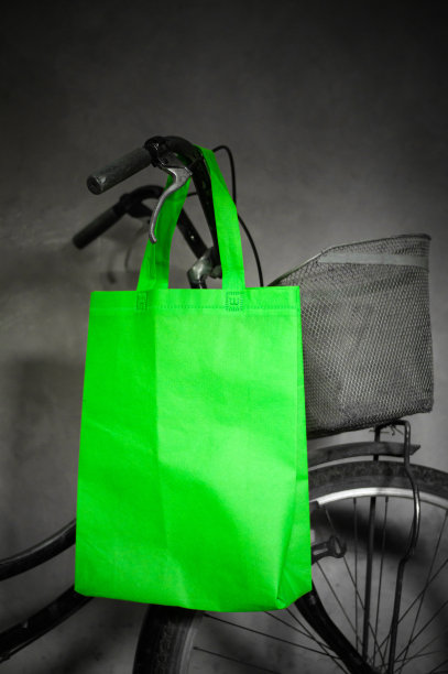 绿色布制购物袋图片下载