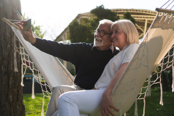 快乐的高级一些图片下载