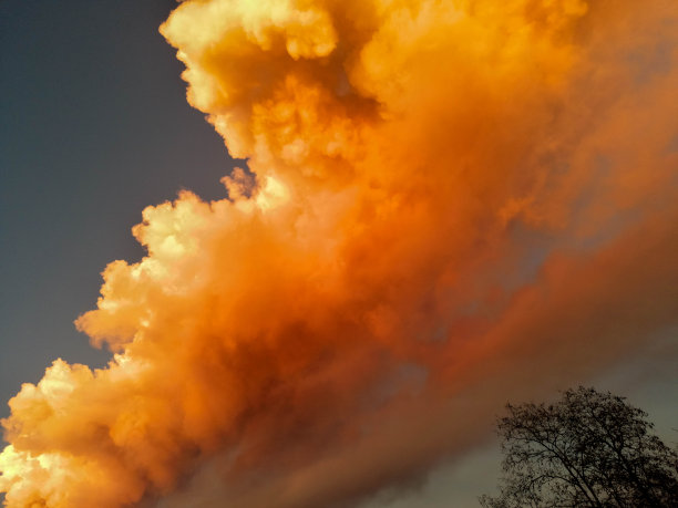 埃特纳火山爆发图片下载