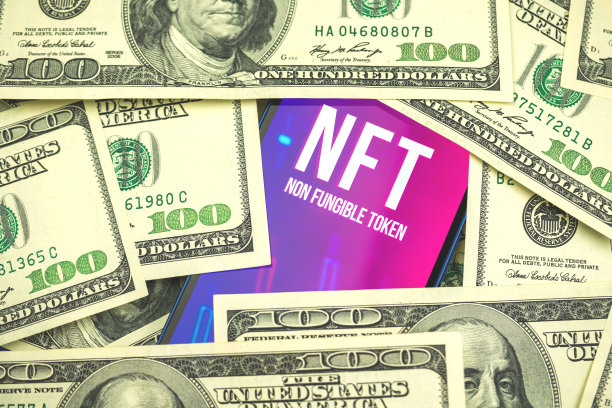 NFT标志与美元背景，加密艺术和区块链技术概念照片图片下载