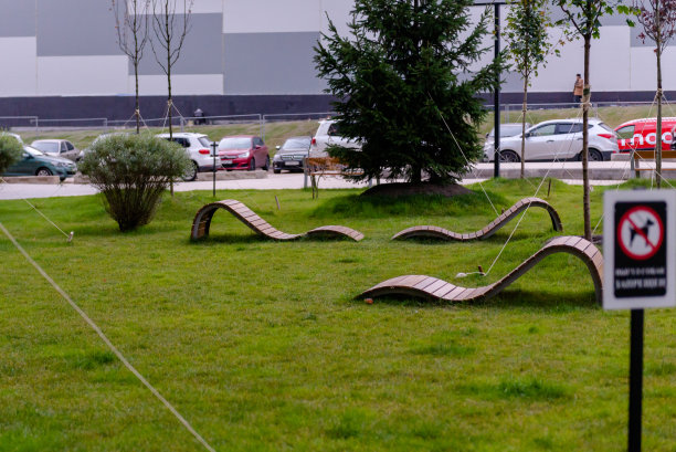 现代庭院美化的房子图片下载