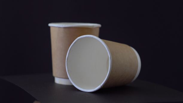 两个纸杯图片下载