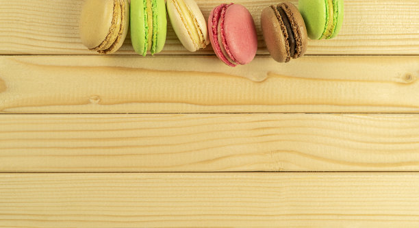 多色的蛋白杏仁饼干图片下载