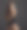 年轻性感苗条的女人，长头发丝绸在黑色紧身衣站在相机背后，手在她的肩膀图片下载