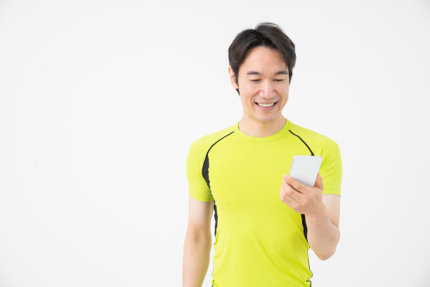 喜欢运动，玩智能手机，图片下载