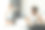 愤怒的女人和悲伤的男人。矛盾的夫妻在家里的卧室里。图片下载
