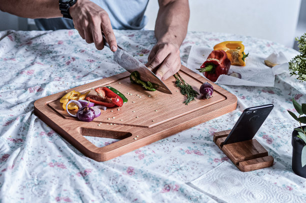 山毛榉木砧板图片下载