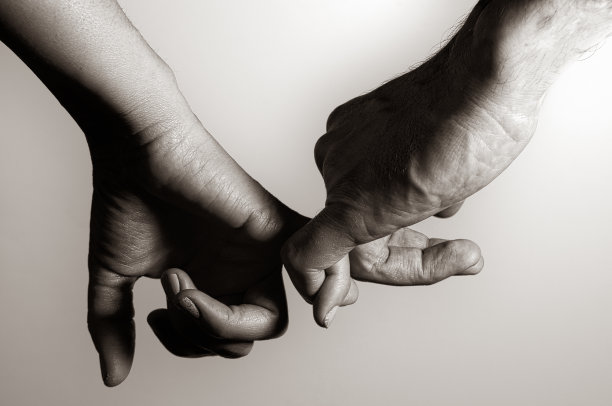 2手交织在一起图片下载