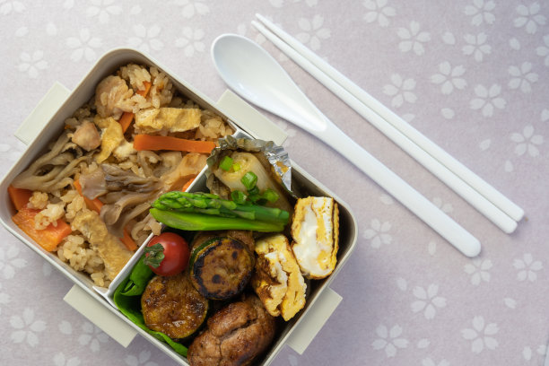 香米舞茸午餐(方形，樱花)图片下载