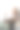 年轻漂亮的女人在户外做晨练的肖像。图片下载