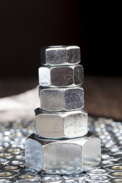 用于安装的铁螺母图片下载