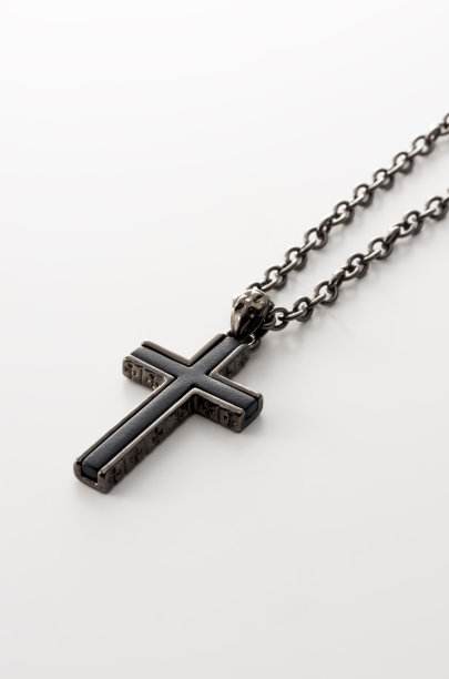 十字架的项链图片下载