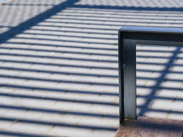 抽象照片与木凳，带有条纹和复制空间图片下载