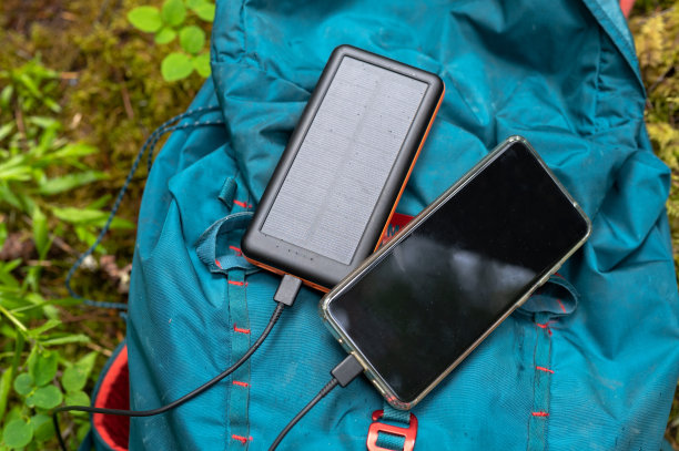 使用USB电源为电子设备充电图片下载