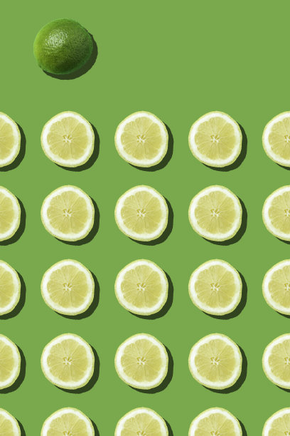 绿色背景上的石灰图片下载