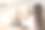 小女孩用洗手液洗手，那是塑料的图片下载