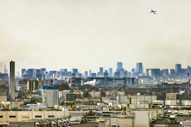 从川崎工业区看城市图片下载