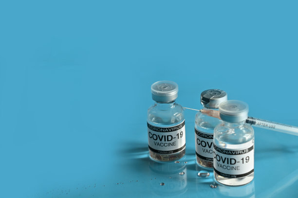 冠状病毒COVID-19疫苗玻璃瓶和注射器图片下载