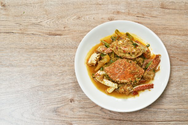 黄咖喱蛋炒游泳蟹图片下载