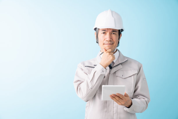 中年建筑工人，平板电脑，麻烦，图片下载