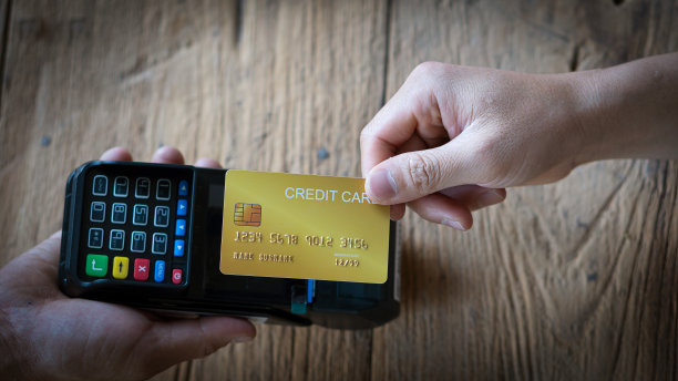 每个商店都有电子支付机提供银行卡支付图片下载