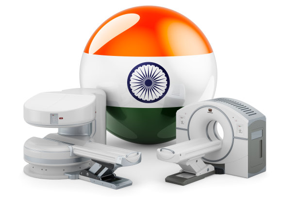 MRI和CT诊断，印度研究中心。MRI机器和CT扫描仪与印度国旗，3D渲染隔离在白色背景图片下载