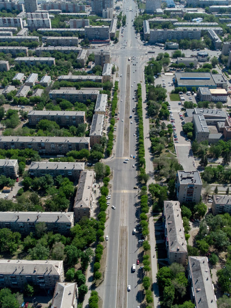 从无人机的高度俯瞰马格尼托戈尔斯克图片下载